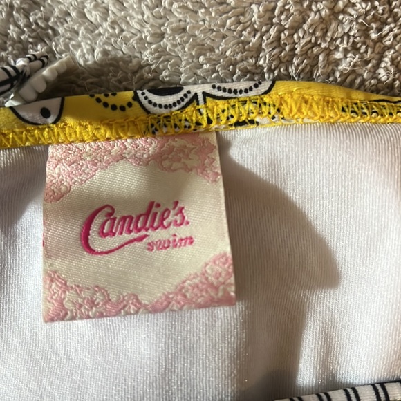 Candies XS Yellow flowers bikini - Picture 5 of 8